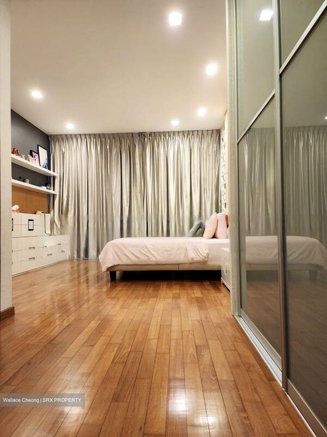 Inggu Road (D27), Terrace #443873661